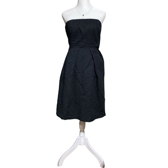 4/20 J.Crew Black Strapless Seersucker Fit & flare cocktail event dress size 10 - Picture 1 of 8